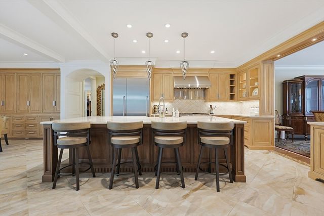 13 Davenport Ln 13, Hopkinton, MA 01748