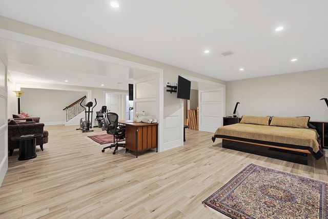 13 Davenport Ln 13, Hopkinton, MA 01748