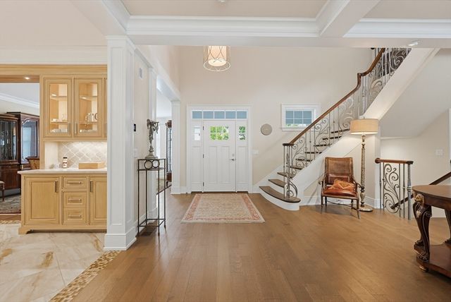 13 Davenport Ln 13, Hopkinton, MA 01748
