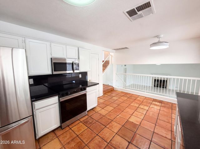 2753 E NORTHRIDGE Circle, Mesa, AZ 85213