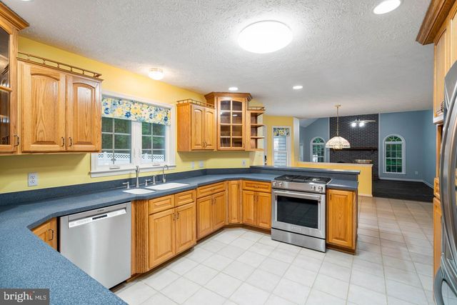 146 HARWILL DR, Stafford, VA 22556