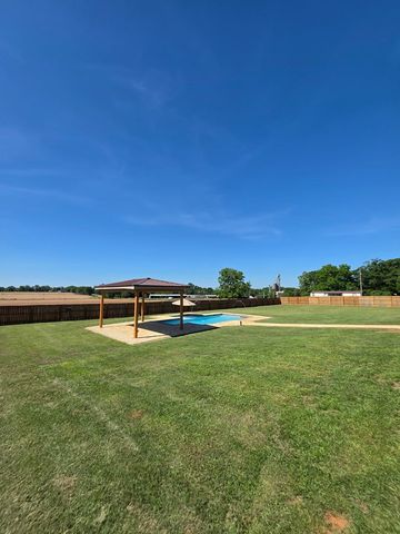 5590 Judge Logue Rd, Newton, AL 36352