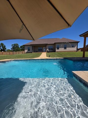 5590 Judge Logue Rd, Newton, AL 36352