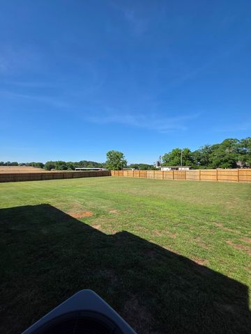 5590 Judge Logue Rd, Newton, AL 36352