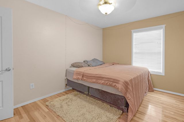 2544 South Jonathan Avenue, Springfield, MO 65807
