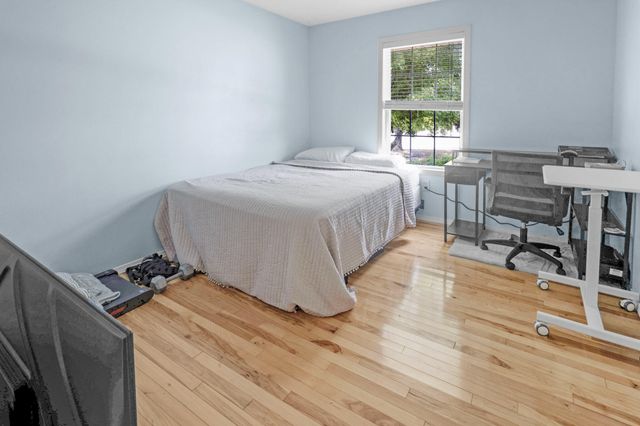 2544 South Jonathan Avenue, Springfield, MO 65807