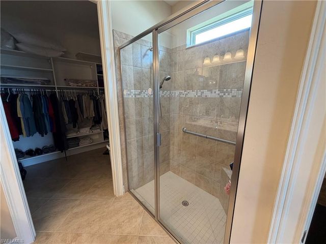 3156 Amadora CIR, Cape Coral, FL 33909