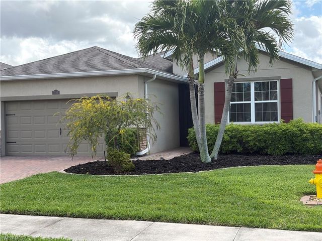 3156 Amadora CIR, Cape Coral, FL 33909