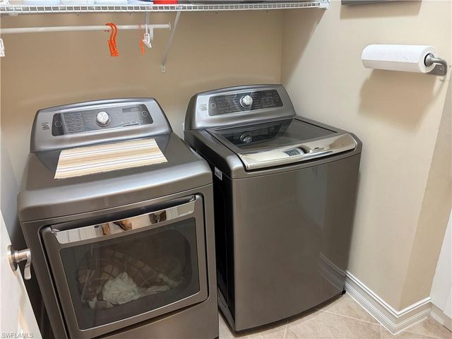 3156 Amadora CIR, Cape Coral, FL 33909