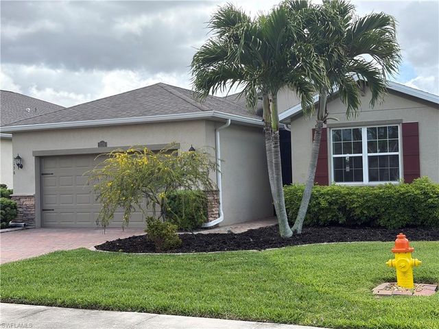 3156 Amadora CIR, Cape Coral, FL 33909