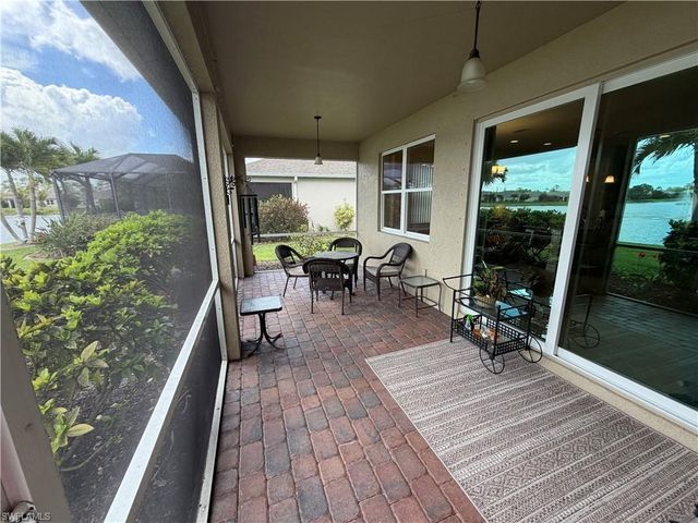 3156 Amadora CIR, Cape Coral, FL 33909