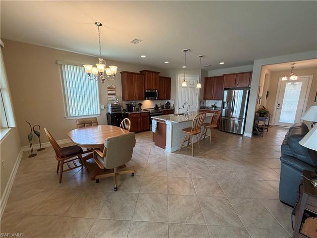3156 Amadora CIR, Cape Coral, FL 33909