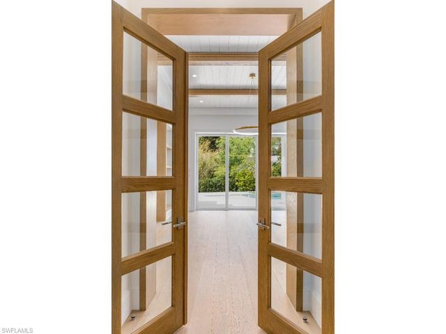 725 Pectin RD, Naples, FL 34102