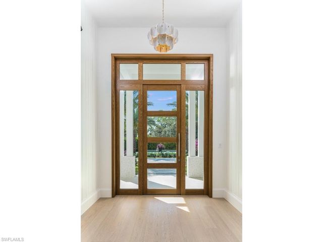 725 Pectin RD, Naples, FL 34102