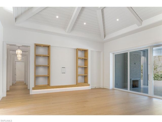 725 Pectin RD, Naples, FL 34102