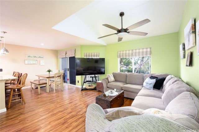 94-816 Lumiauau Street KK102, Waipahu, HI 96797