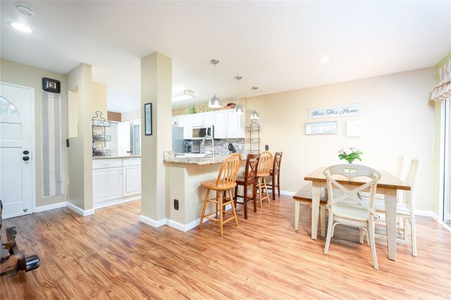 94-816 Lumiauau Street KK102, Waipahu, HI 96797