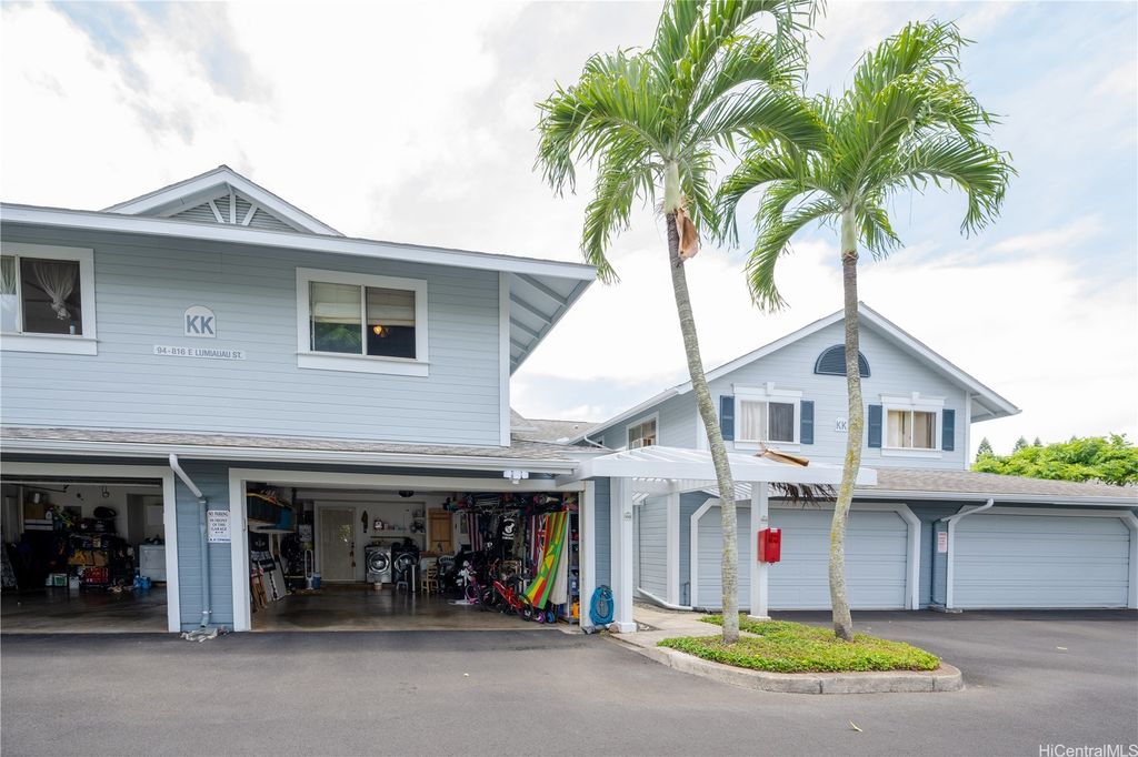 94-816 Lumiauau Street KK102, Waipahu, HI 96797