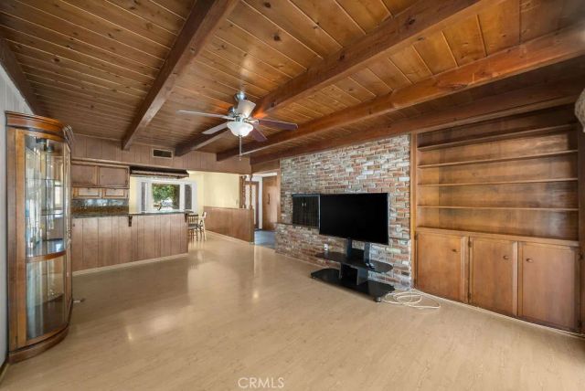 2009 S Eileen Drive, Anaheim, CA 92802