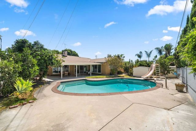 2009 S Eileen Drive, Anaheim, CA 92802
