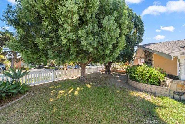 2009 S Eileen Drive, Anaheim, CA 92802