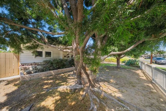 2009 S Eileen Drive, Anaheim, CA 92802