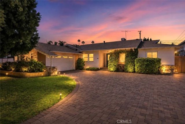 2009 S Eileen Drive, Anaheim, CA 92802