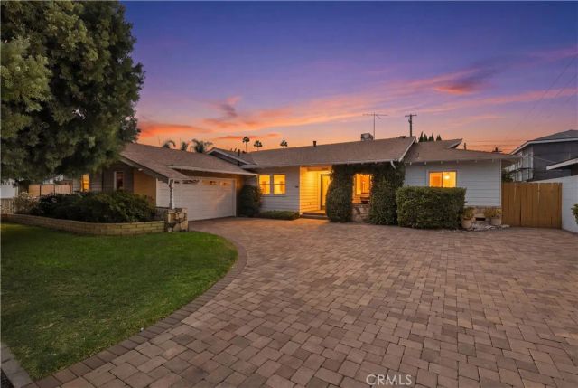 2009 S Eileen Drive, Anaheim, CA 92802