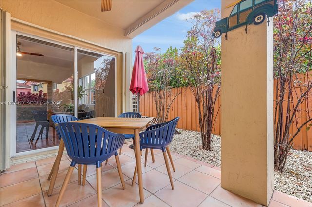 4520 SW 154th Ct, Miami, FL 33185