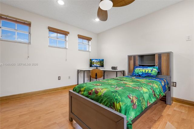 4520 SW 154th Ct, Miami, FL 33185