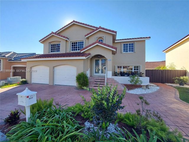 4520 SW 154th Ct, Miami, FL 33185