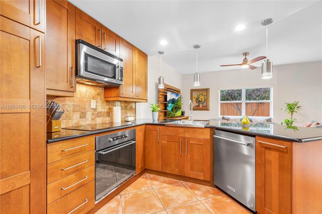 4520 SW 154th Ct, Miami, FL 33185