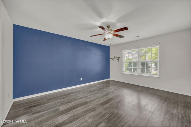 246 Fort Charles Drive NW, Supply, NC 28462