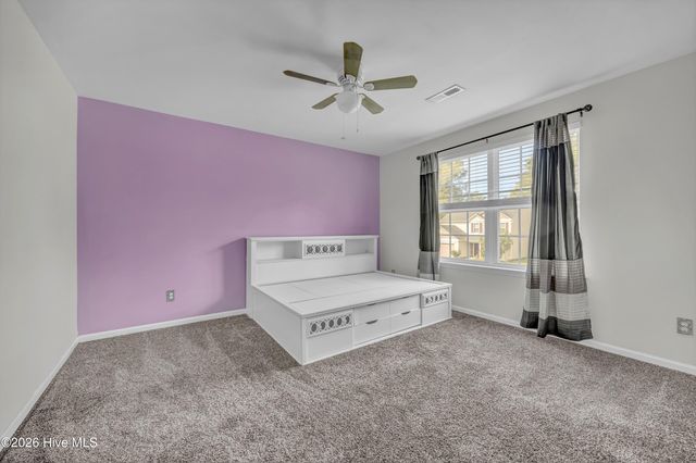 246 Fort Charles Drive NW, Supply, NC 28462