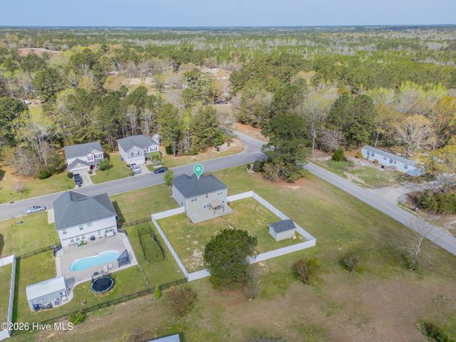 246 Fort Charles Drive NW, Supply, NC 28462