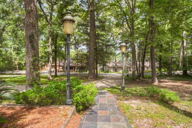 3825 Summer Lane, Huntsville, TX 77340