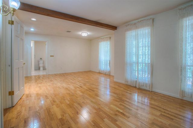 3825 Summer Lane, Huntsville, TX 77340