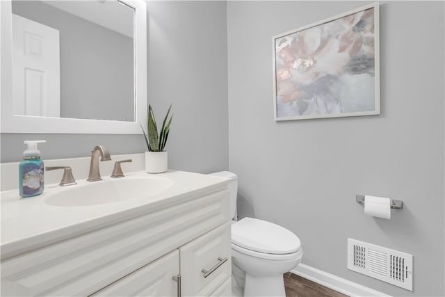 5 Stonebridge Crescent, Perinton, NY 14450