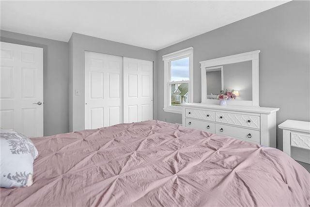 5 Stonebridge Crescent, Perinton, NY 14450