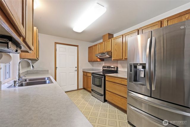 506 Nieland Loop SE, Rainier, WA 98576