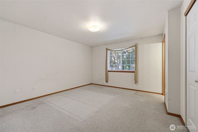 506 Nieland Loop SE, Rainier, WA 98576
