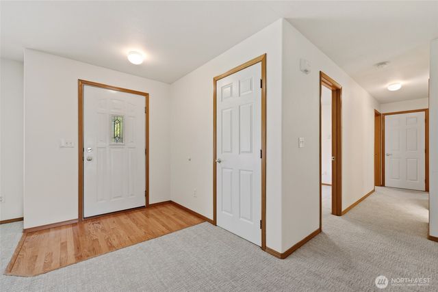 506 Nieland Loop SE, Rainier, WA 98576