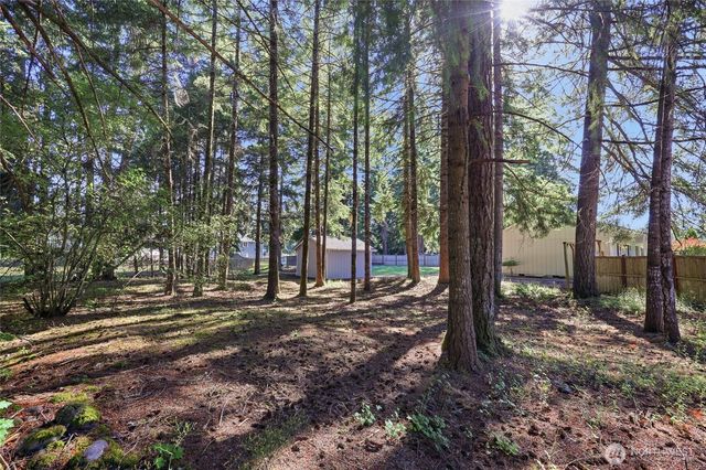506 Nieland Loop SE, Rainier, WA 98576