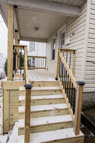 105 Washington St, Mt Pleasant Twp, PA 15666
