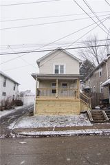 105 Washington St, Mt Pleasant Twp, PA 15666