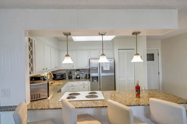 30 Moreno Point Road, UNIT 406A, Destin, FL 32541