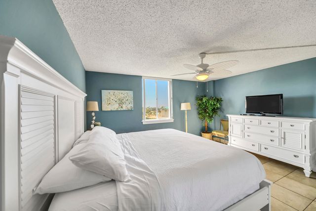 30 Moreno Point Road, UNIT 406A, Destin, FL 32541