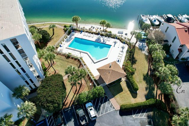 30 Moreno Point Road, UNIT 406A, Destin, FL 32541