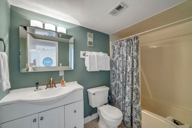 30 Moreno Point Road, UNIT 406A, Destin, FL 32541