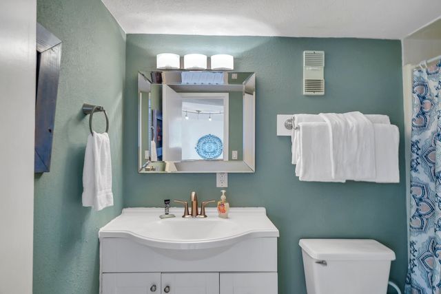 30 Moreno Point Road, UNIT 406A, Destin, FL 32541